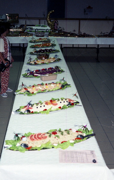 Ein wunderbares, frisches Buffet fr uns
Un magnifique buffet frais pour nous
A wonderful, fresh buffet for us